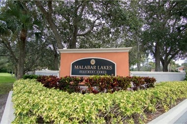 1018 Malabar Lakes Dr NE 2 Beds Apartment for Rent Photo Gallery 1