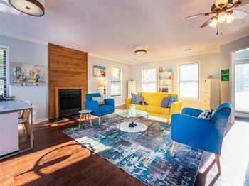 1000 Riverbank Drive 1-3 Beds Apartment for Rent - Photo Gallery 2