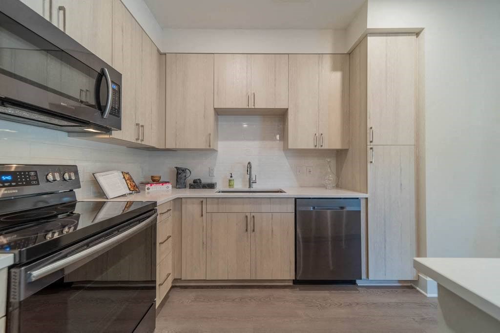 University Hill Apartments