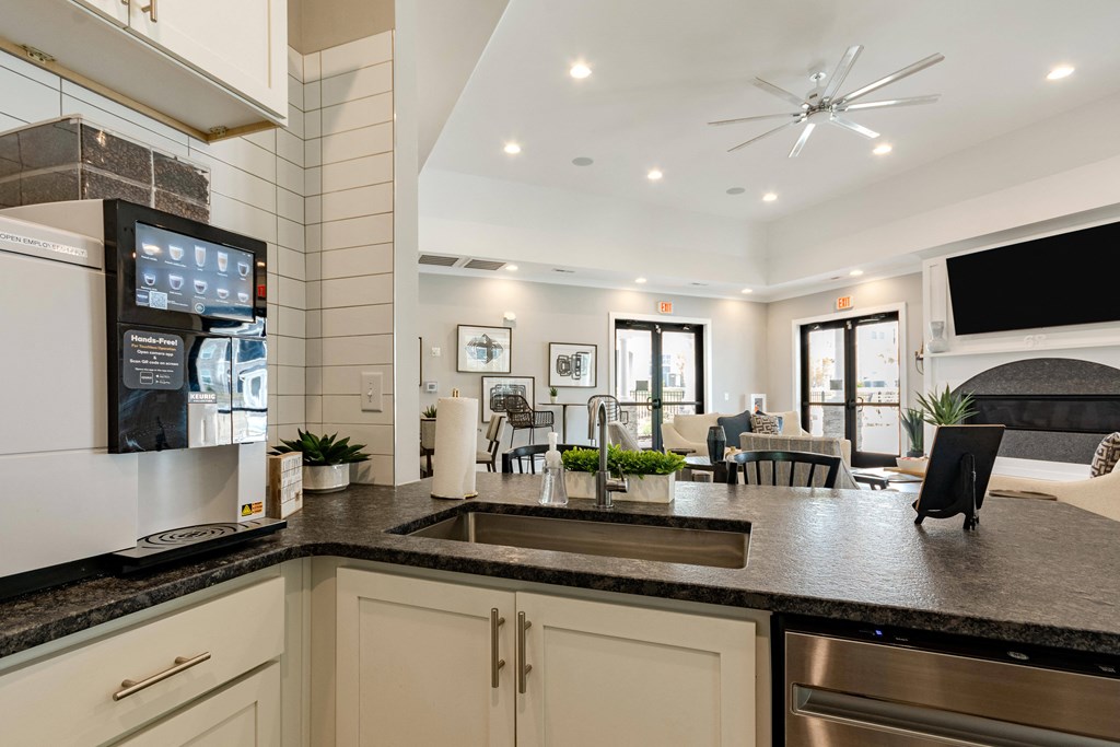 the preserve at ballantyne commons community kitchen and living room