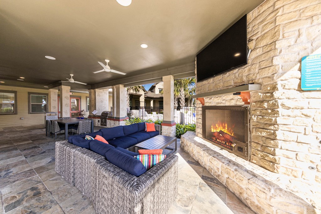 Hawthorne At Crenshaw Apartments, 4811 E. Sam Houston Pkwy S, Pasadena