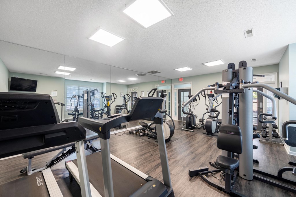 the gym at the preserve at green valley townhomes in green valley va