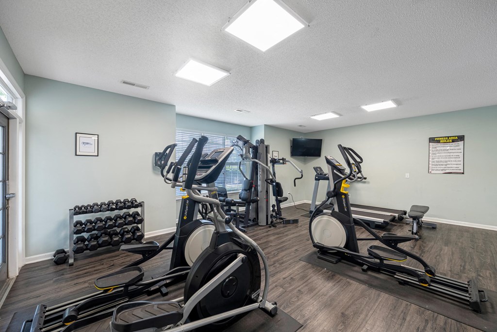 the gym at the preserve at green valley townhomes in green valley va
