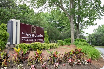 front property sign - Photo Gallery 4