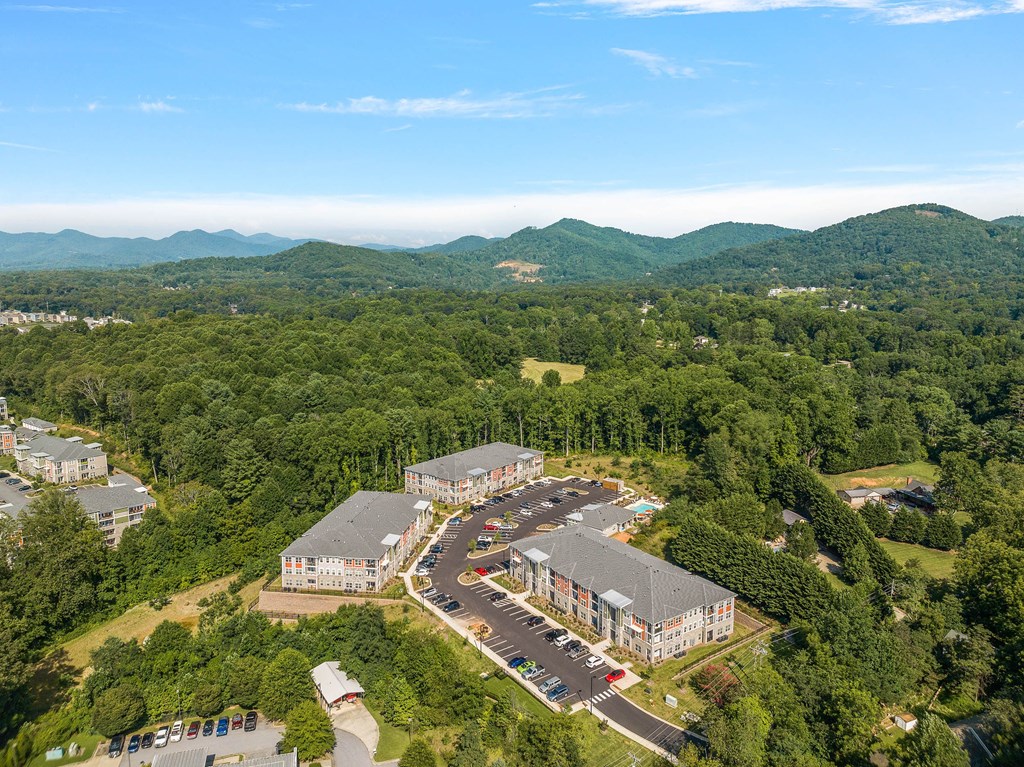 Hawthorne At Haywood