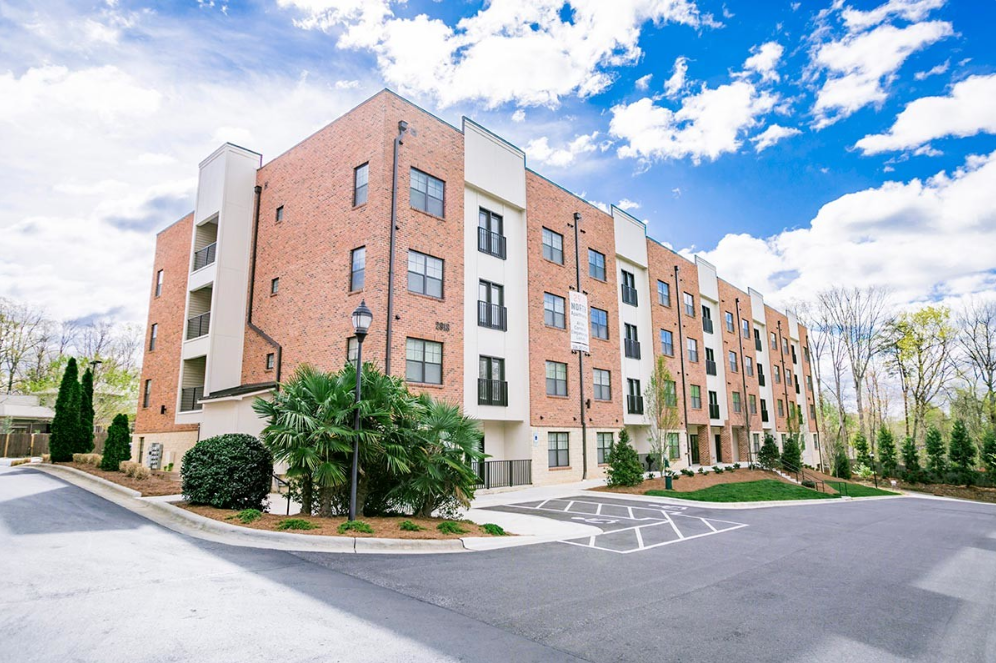 2918 North At Winstead Commons Apartments, 2918 Martinsville Rd., Greensboro, NC RentCafe