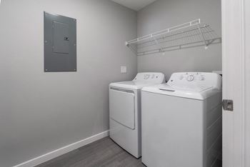 Walk-in Laundry Rooms