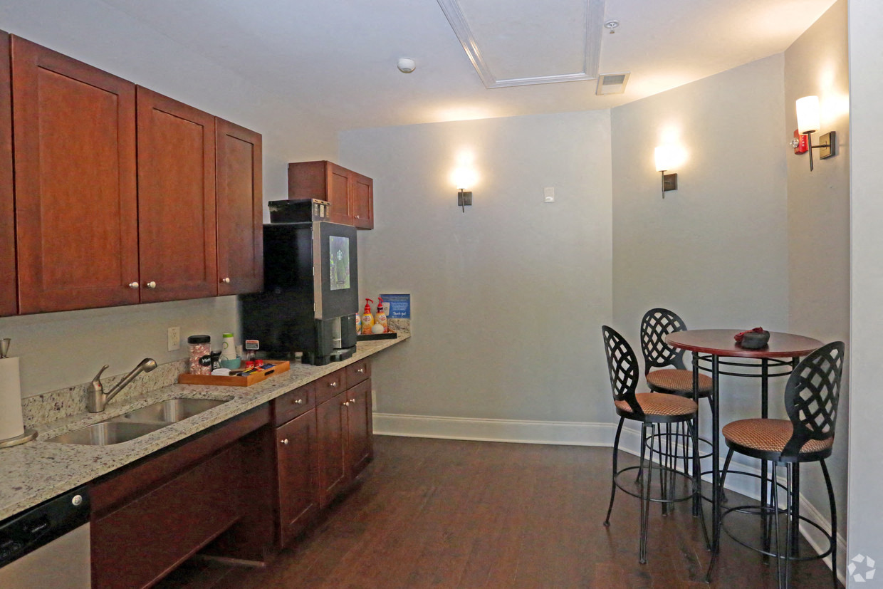 Main Street Square Apartments 1001 Hayes Lane Suite 103 Holly