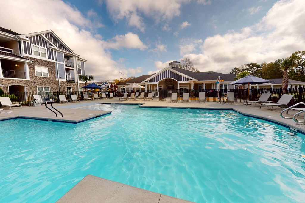 the swimming pool at the resort at governors residence