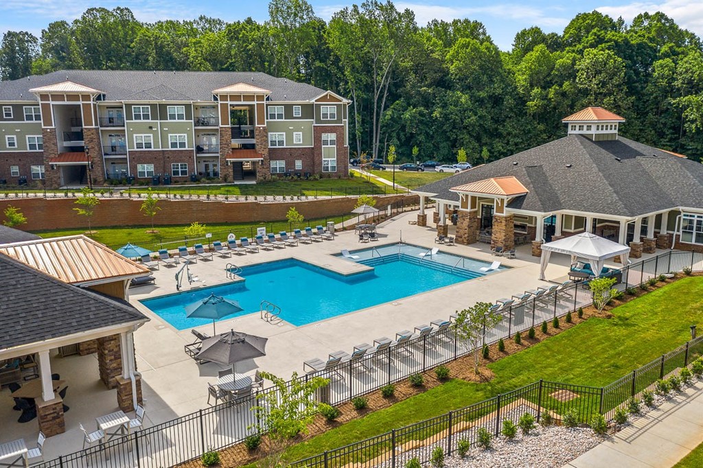 Luxurious Swimming Pool with Cabana Area