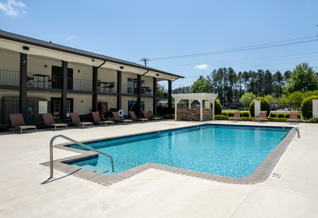 the swimming pool at our crossings apartments