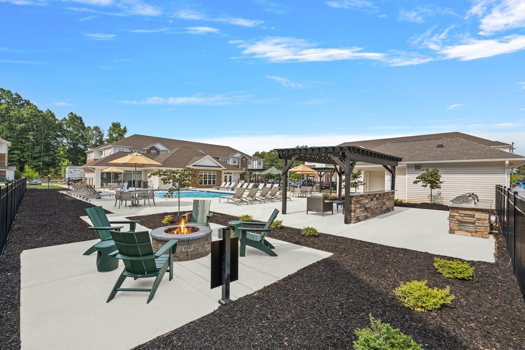 Hawthorne At St. Marks Apartments, 1094 Forman Lane, Burlington, NC