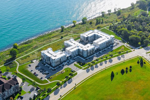 aerial view of 42 Hundred On The Lake, St Francis