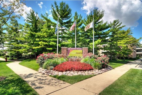 Monument at Fieldpointe of Schaumburg, Schaumburg