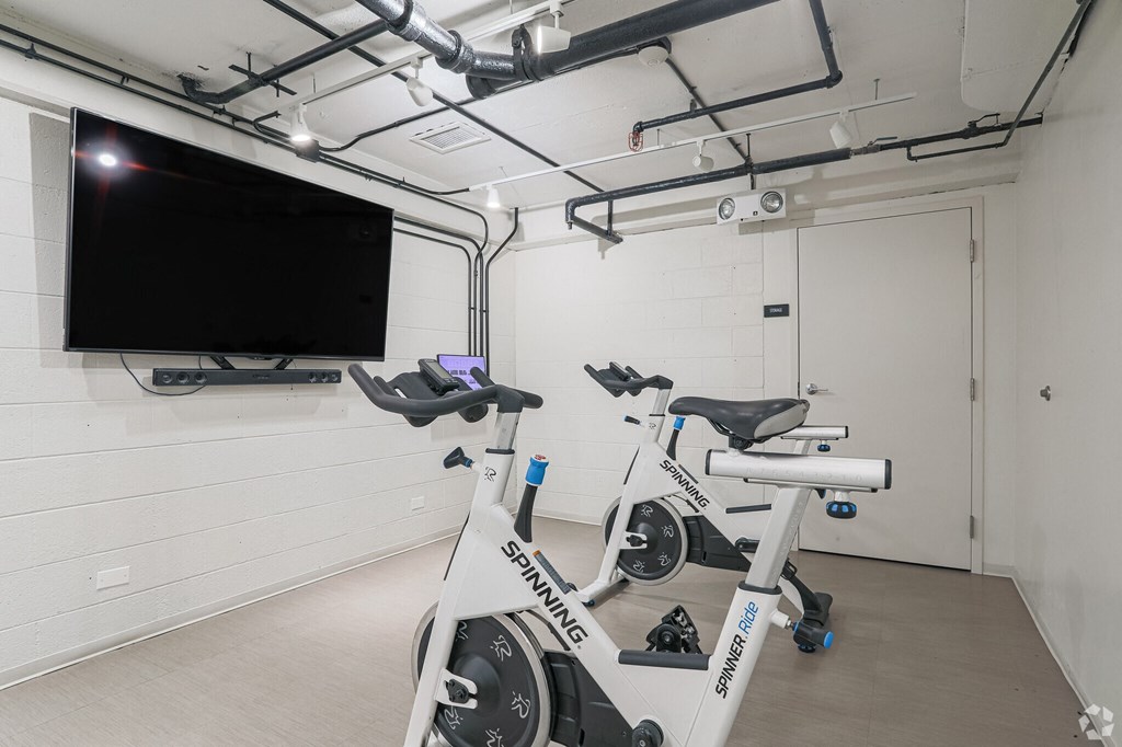 Fitness Center at The Kent, Chicago, 60614