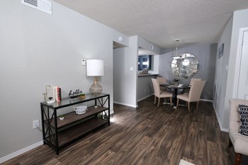 The Preserve at Turtle Creek - Eating Area 2500 Brown Blvd. 1-2 Beds Apartment for Rent - Photo Gallery 4