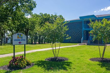 The Canvas - Outdoor Common Area - Photo Gallery 17