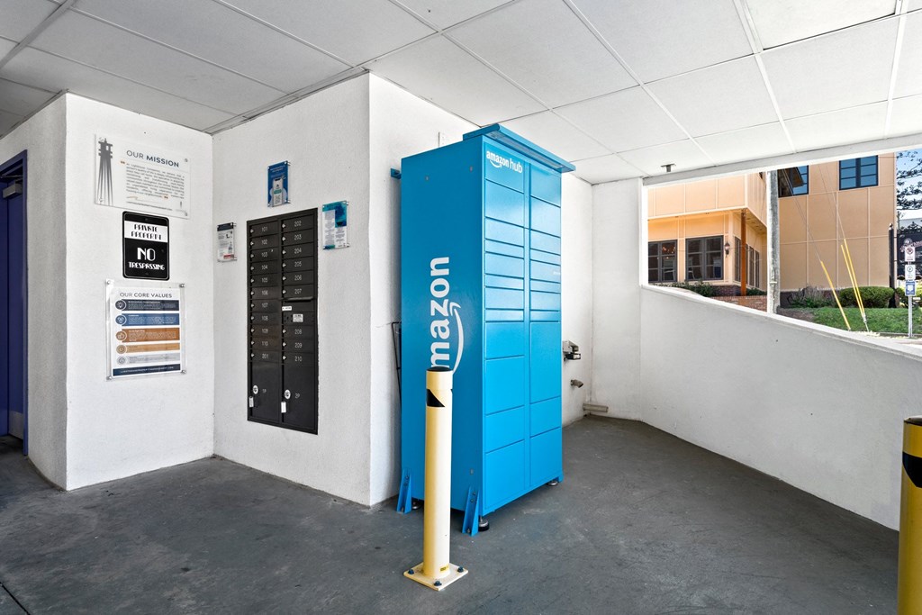 State Street Flats Apartments Amazon Locker - apartments in Nashville near Vanderbilt