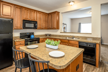 3655 Rosslare Harbour Drive 2-3 Beds Apartment for Rent - Photo Gallery 2