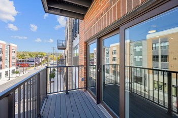 4919 Whetsel Rd Studio-2 Beds Apartment for Rent - Photo Gallery 5