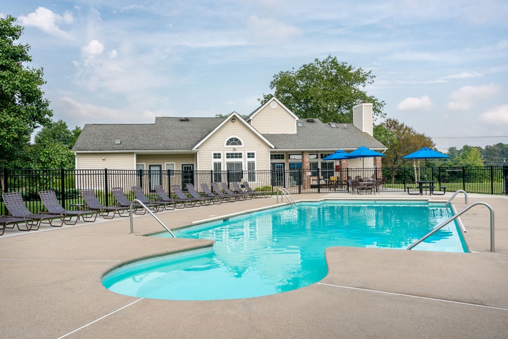 the enclave at homecoming terra vista swimming pool