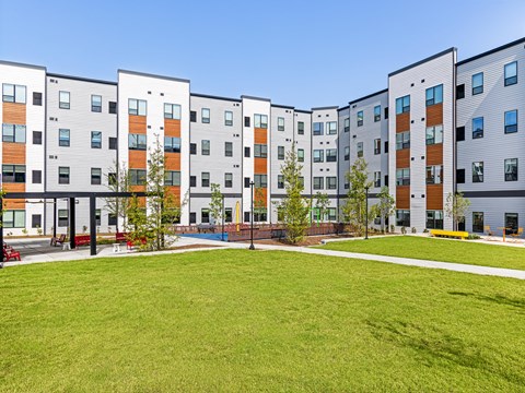 527 Herndon Square 2 Beds Apartment for Rent