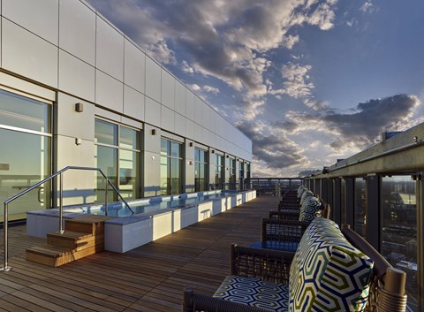 the upper deck of the blu hotel in thessaloniki