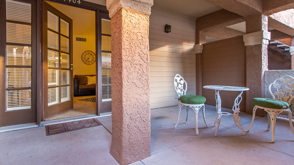 Skyline Gateway front entrance