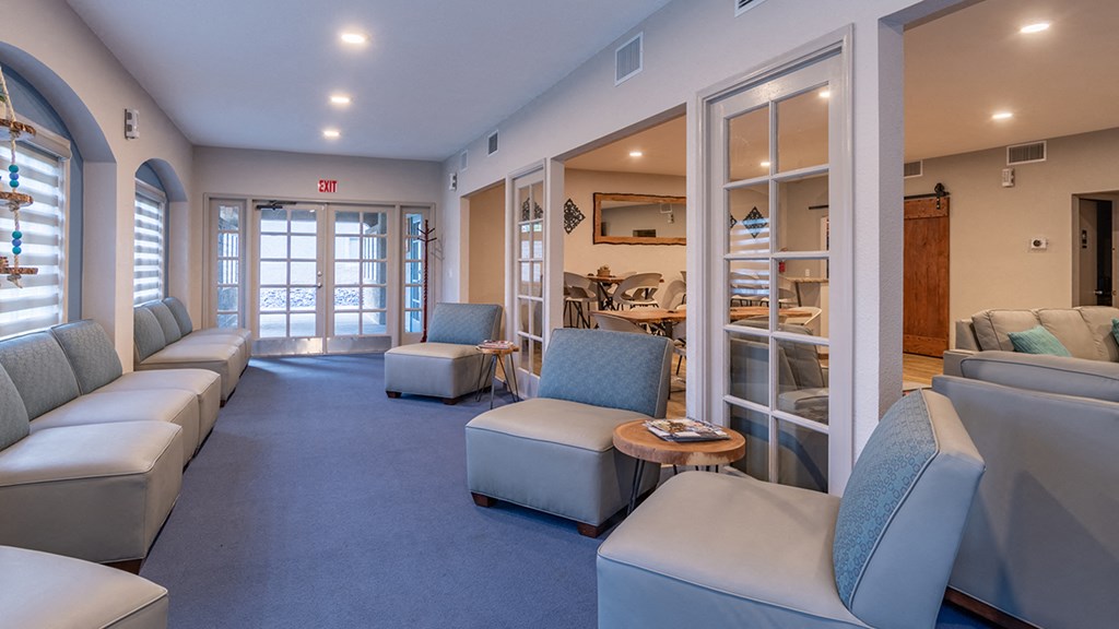 Canyon oaks clubhouse with cozy lounge areas and nice views