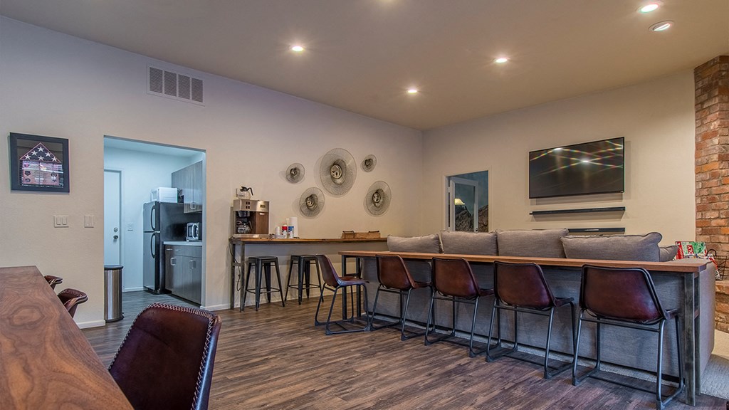 Skyline Gateway Complimentary Coffee Station