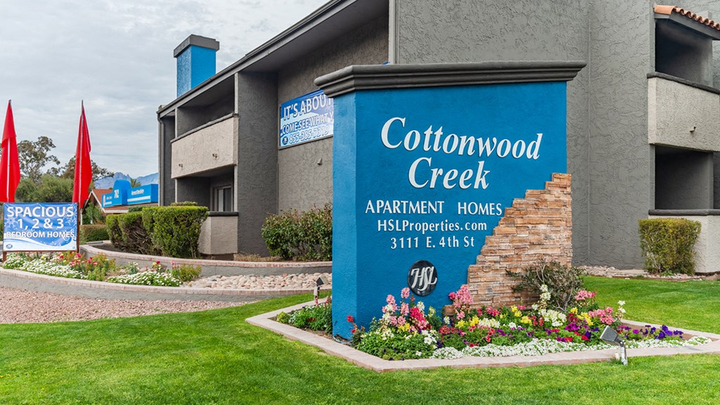 Cottonwood Creek community sign outside of the apartment complex.