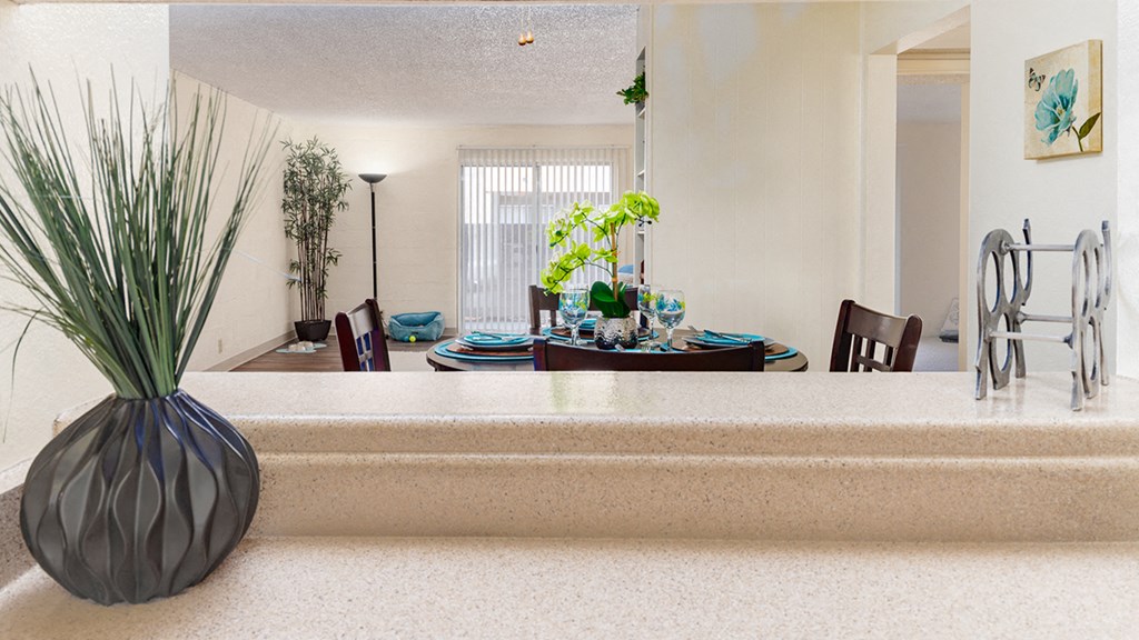 Cottonwood Creek kitchen breakfast bar.