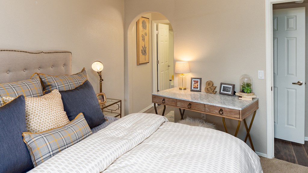 Large master bedrooms in Oro Valley AZ