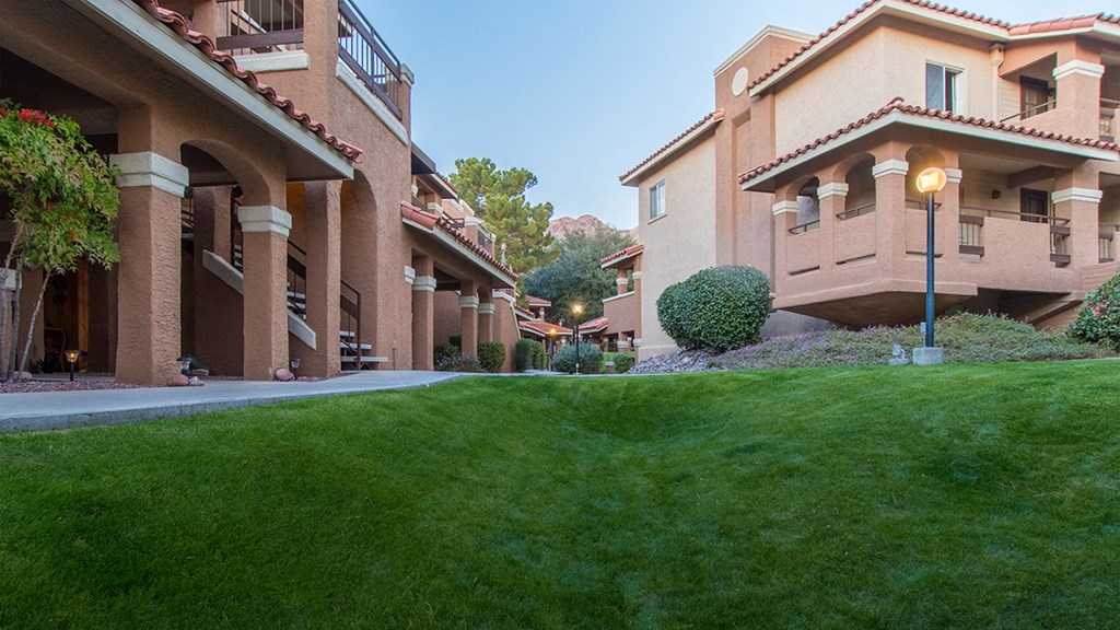 Skyline Gateway in the Catalina Foothills