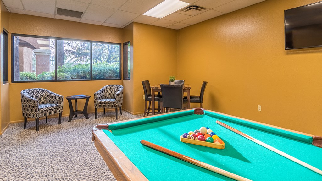 Catalina Canyon pool table area.