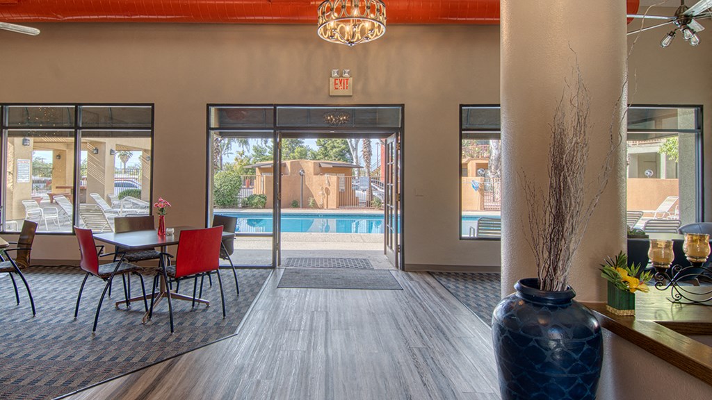 Ridgepointe clubhouse with nice lounge area and table