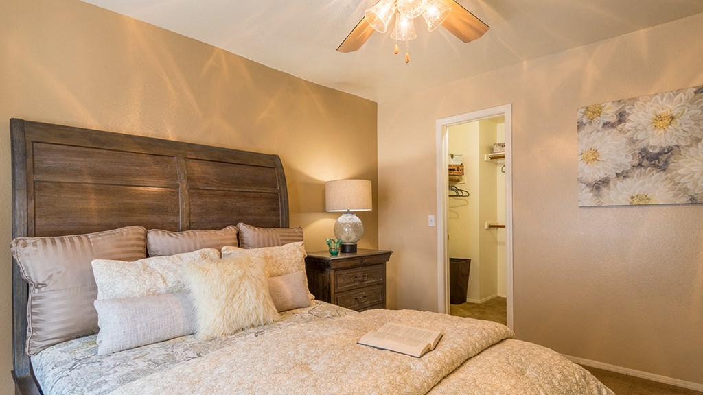 Arboretum bedroom with ceiling fan