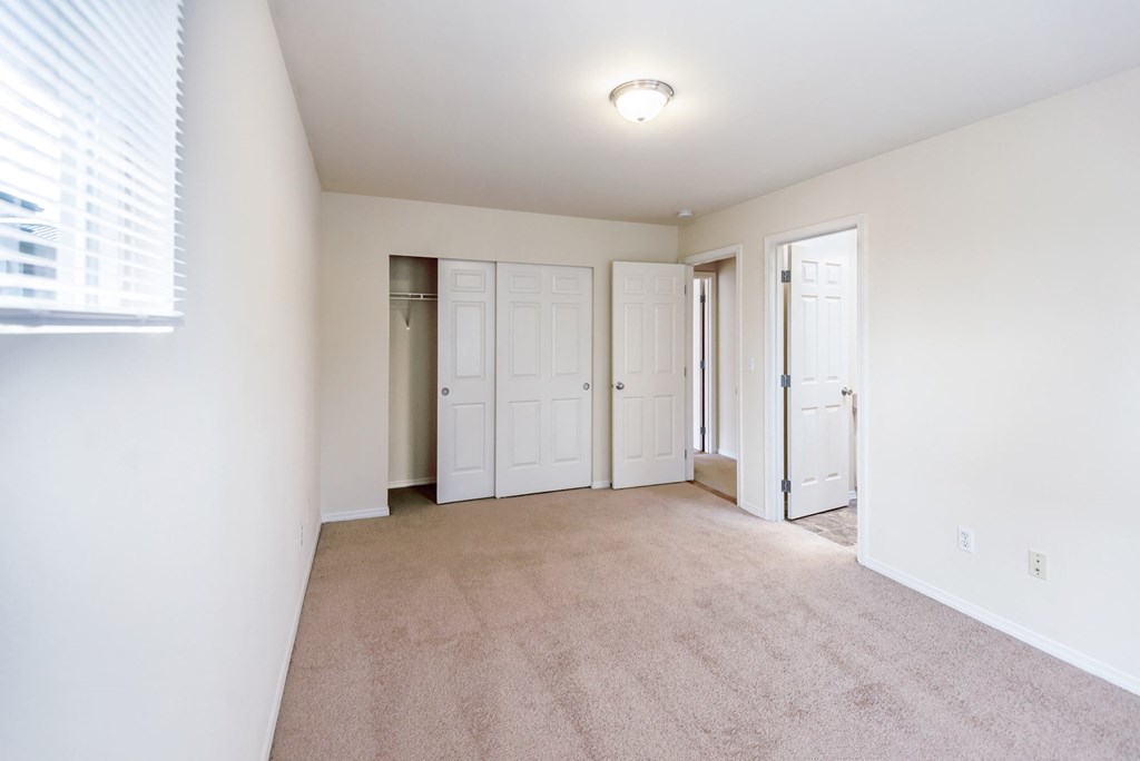 Washington Court Apartments