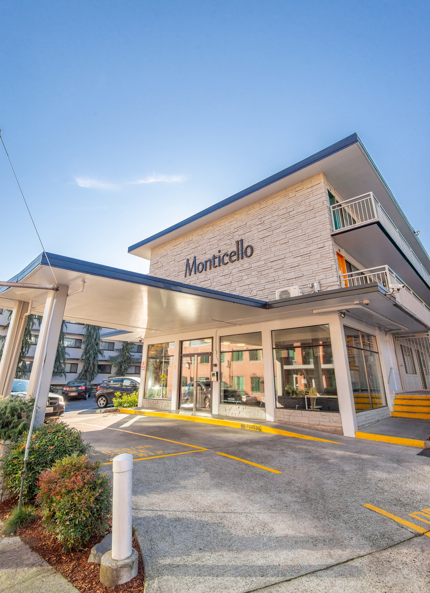 Monticello Apartments