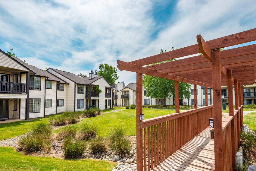 the reserve at fairfax corner apartments exterior - Photo Gallery
