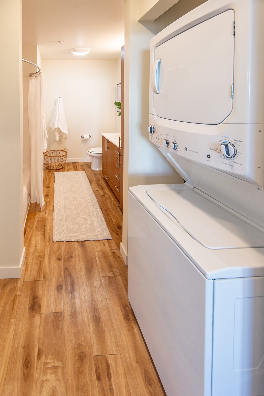 Dwell At Kent Station Apartments