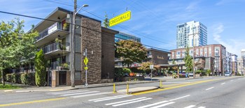 415 Boren Avenue Studio-3 Beds Apartment for Rent - Photo Gallery 4
