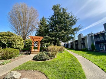 3107 East Main Ave 1-3 Beds Apartment for Rent - Photo Gallery 2