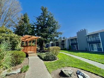 3107 East Main Ave 1-3 Beds Apartment for Rent - Photo Gallery 3