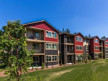9002 186th Ave E 1-3 Beds Apartment for Rent - Photo Gallery 3