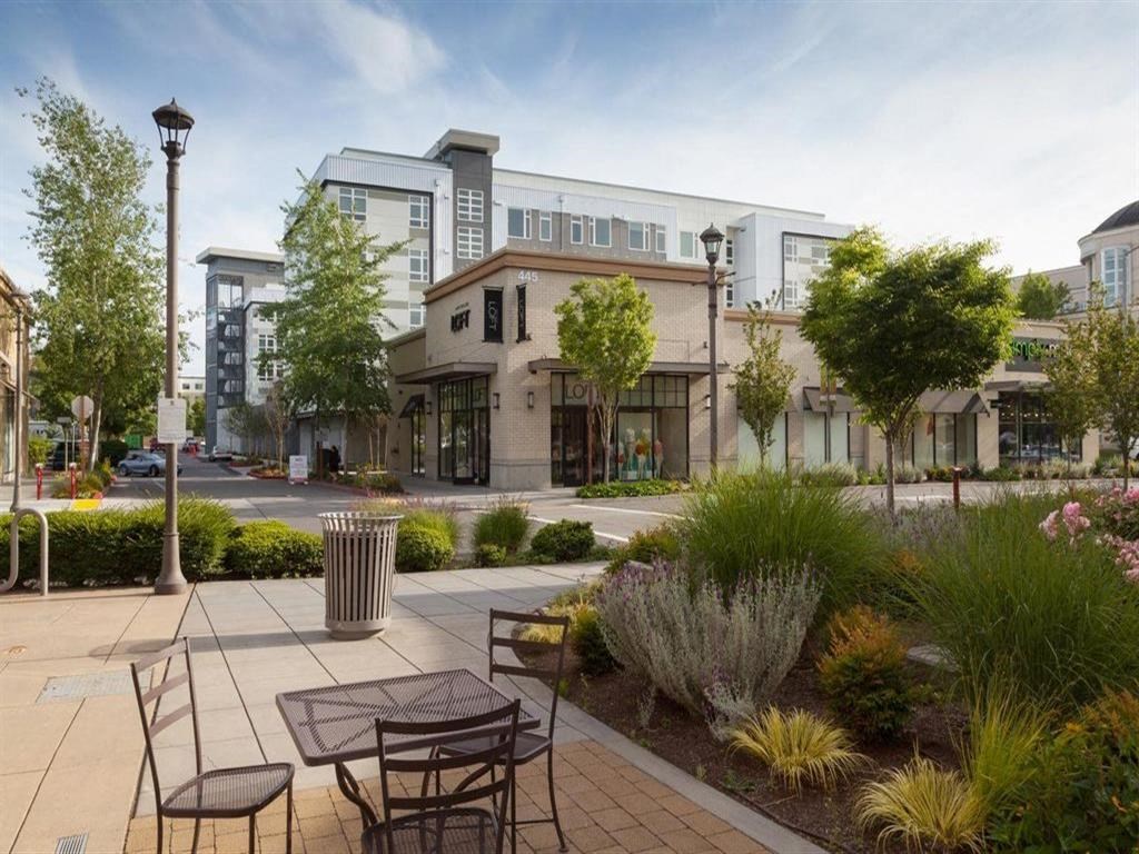 Dwell At Kent Station Apartments