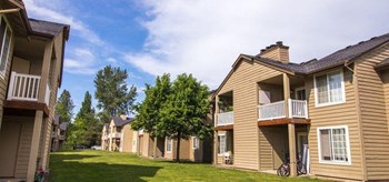 345 Pacific Ave N 1-3 Beds Apartment for Rent - Photo Gallery 3