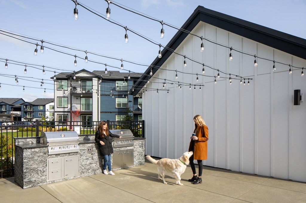 bbq area of outdoor lounge