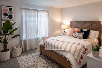 bedroom example for light finished layout - Photo Gallery 19