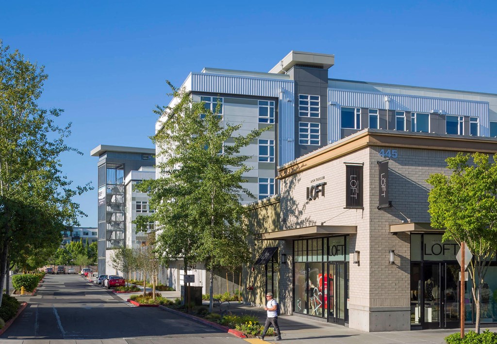 Dwell At Kent Station Apartments